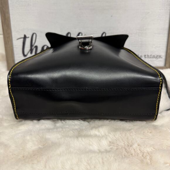 Dr. Martens Black Leather Backpack Unisex Travel Grunge 90s Blogger Classic - Picture 6 of 13